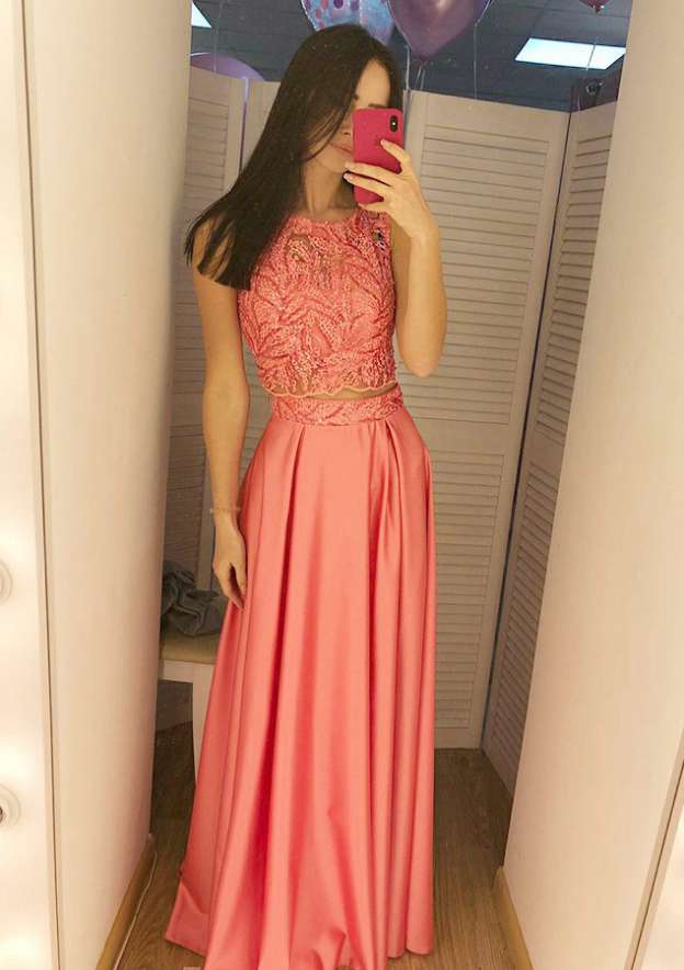 Fabulous Column Satin Scoop Sleeveless Prom Dresses With Bow-Knot main image 1