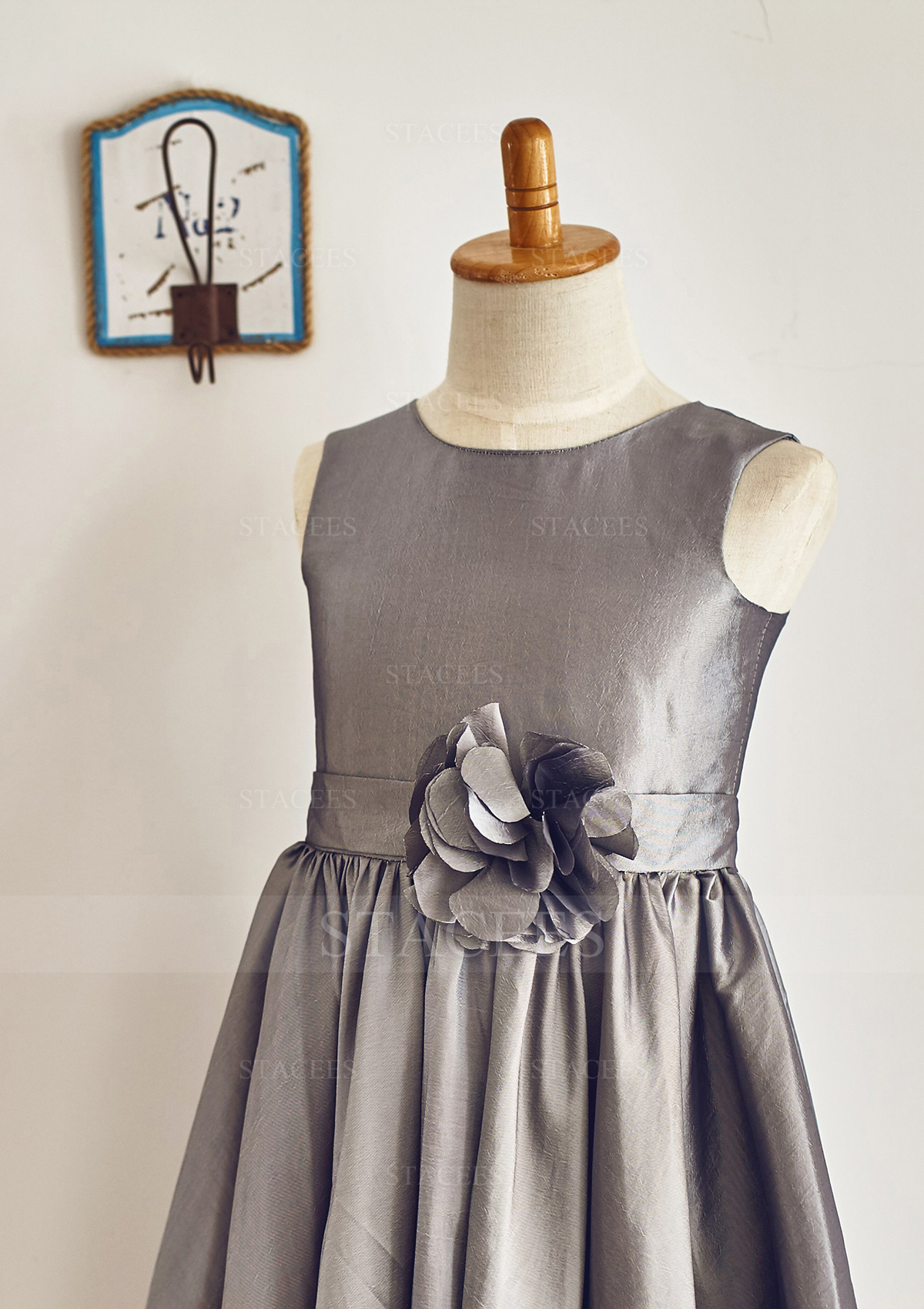 Robe Tea Collection Fille 5 Ans - Coton Gris à Fleurs - Manches Courtes