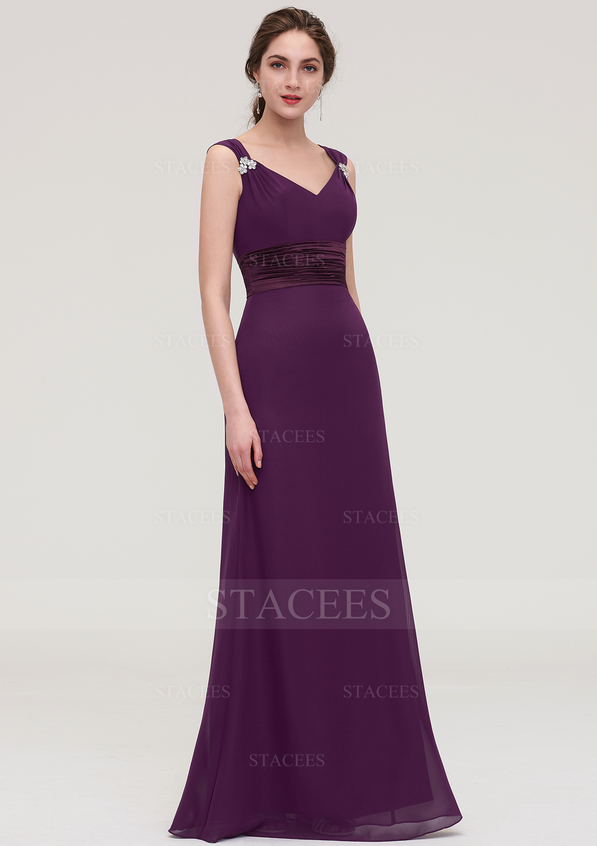 Chiffon Bridesmaid Dress Sheath/Column V Neck Sleeveless Long/Floor-Length With Sashes Beading Pleated
