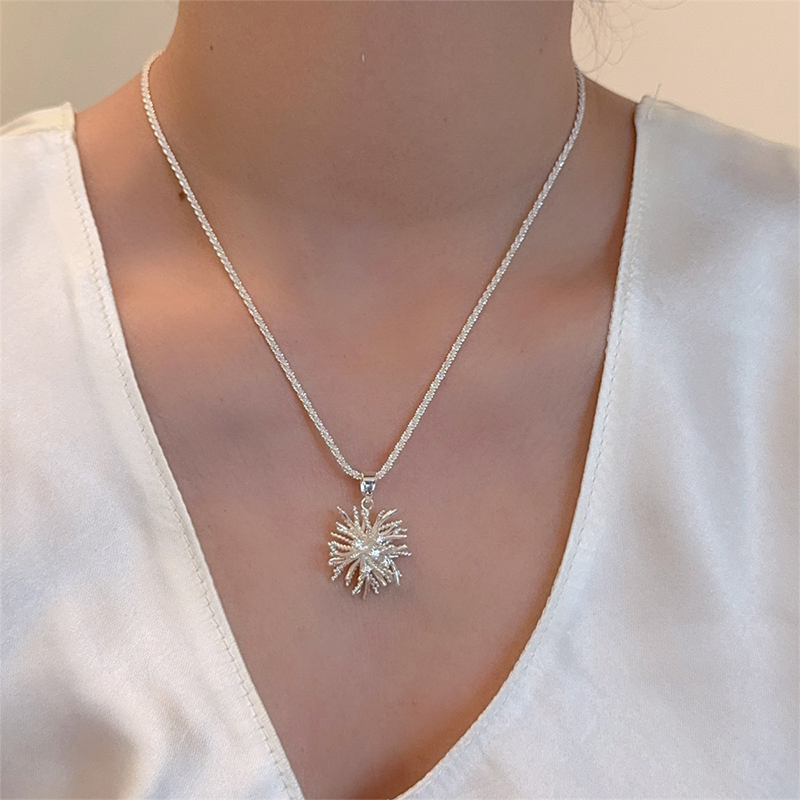 Charming Exquisite Women's Alloy Necklace